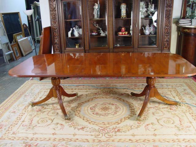 French style dinning room table 7' and 8 chairs