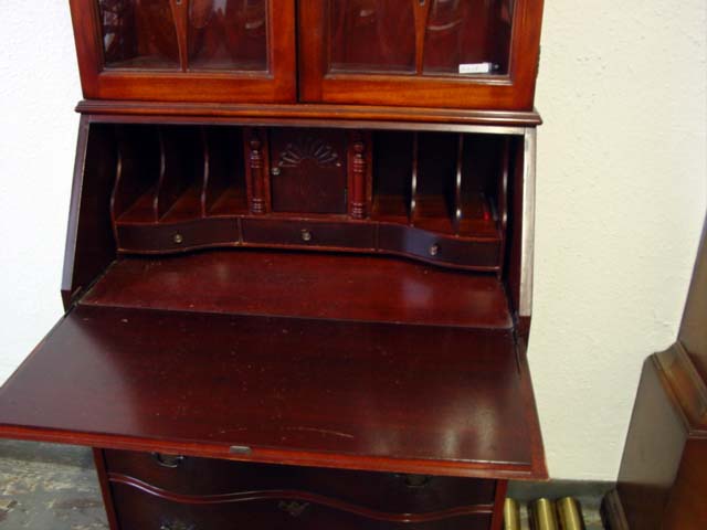 Governor Winthrop mah. secretary w bubble glass open