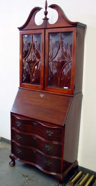 Governor Winthrop mah. secretary w bubble glass side