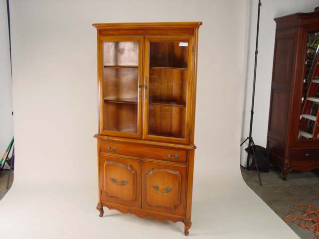 Maple corner cabinet