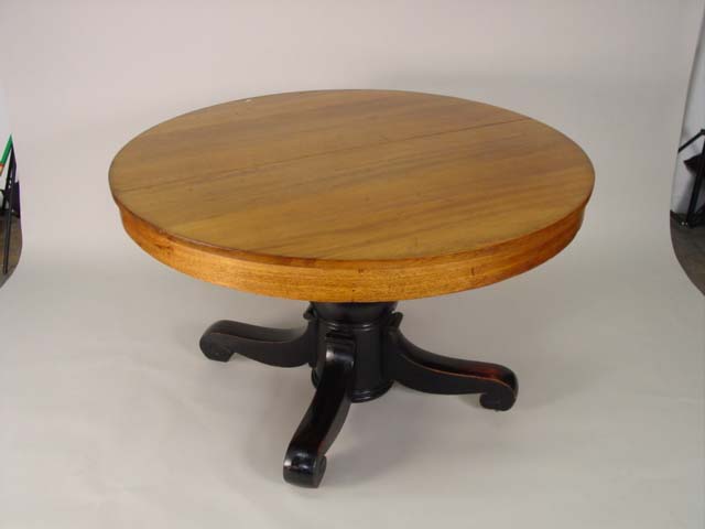 Oak table