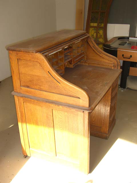 Roll top desk side