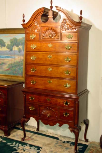 Thomasville Queen Anne highboy