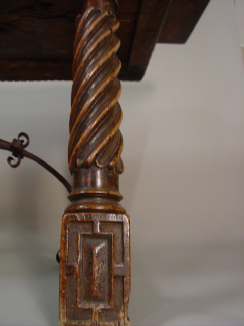 17th c. Spanish Carved Table ca. 1690 leg