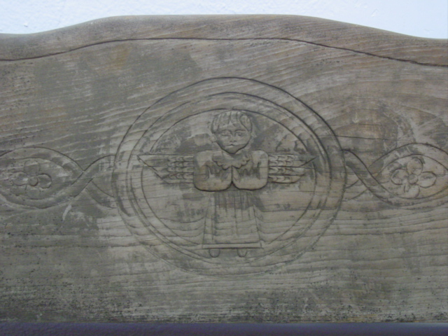 Carved Spanish garden bench w. angel cu