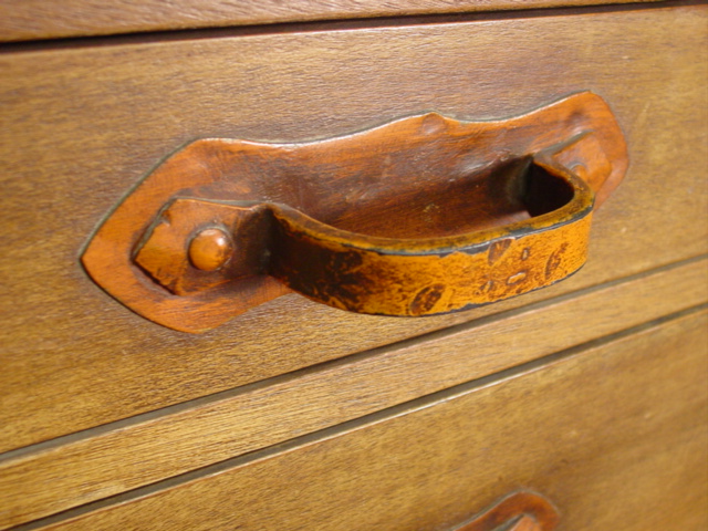 Monterey 4dr. Chest cu handle