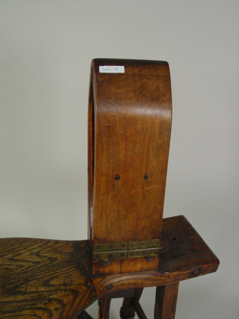 Saddlemakers bench cu