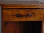Monterey style nightstands cu hardware