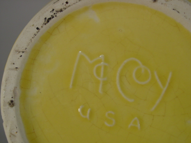 McCoy yellow vase mark