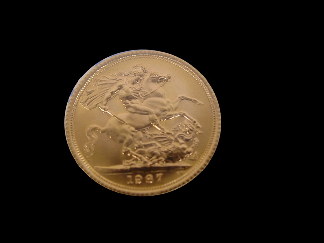 Set of 10 Elizaberth II English sovereigns (2)