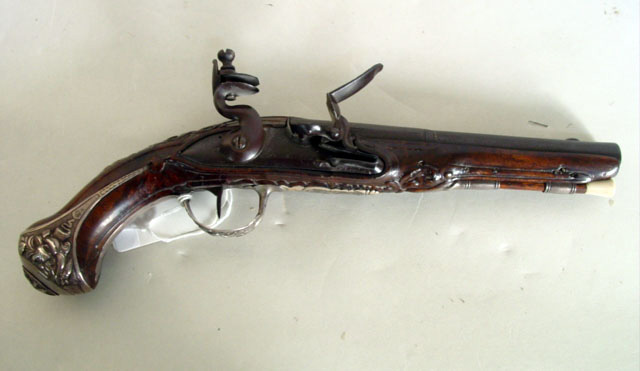 French silver-mounted flintlock pistol ca 1790