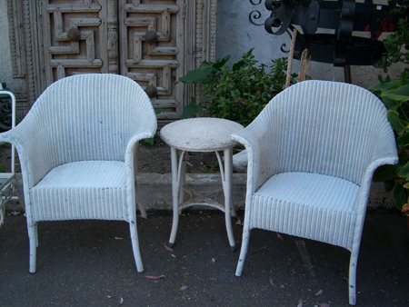 Antique wicker 3pc  patio set