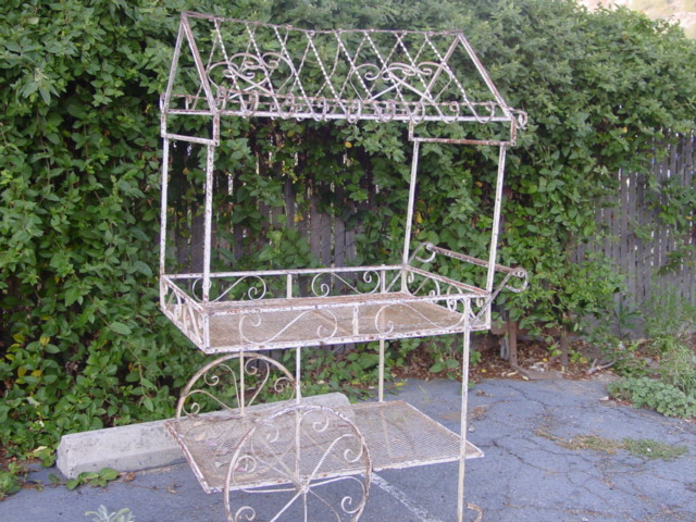 Wr iron French style flower cart