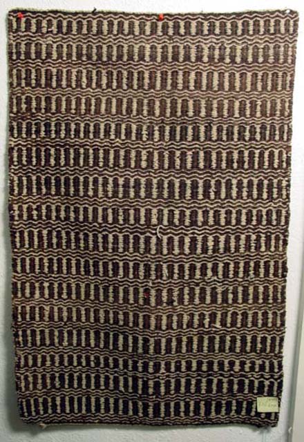 South American wooven rug 26.5inx40in