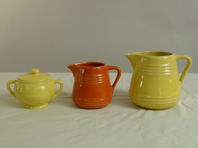 Pacific Pottery Hostess Ware 2 pitchers & sugar