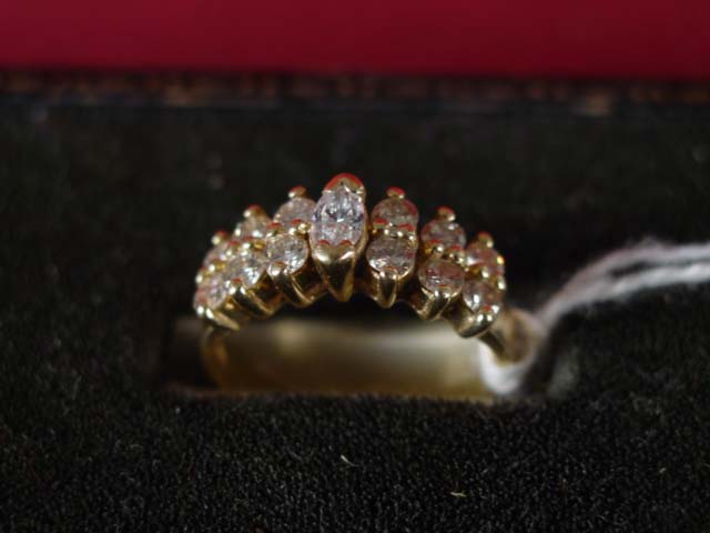 14kt gold diamond ring app 2ct