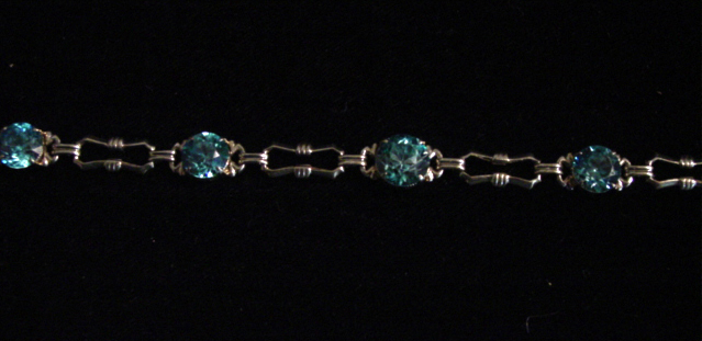 5 Blue Zircon 14kt white gold bracelet