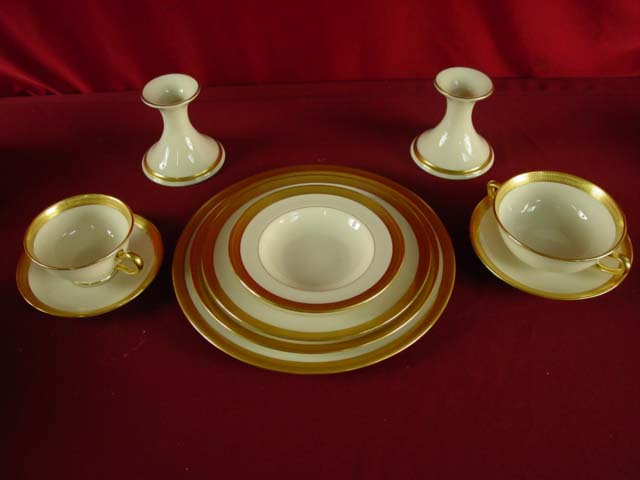 Lenox China Set service for 8+ Lowell(1917) service for 1 above