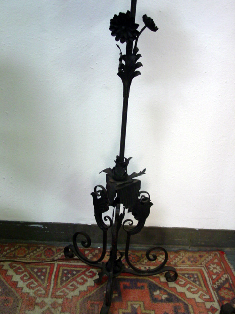20's wrought iron floral lamp