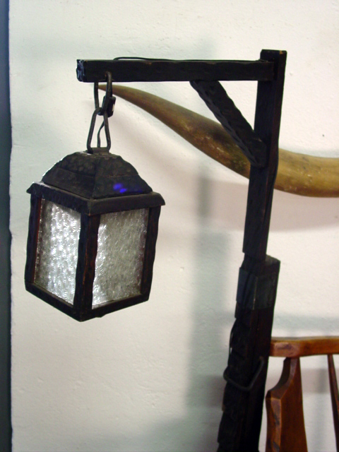 Adjustable Craftsman Lamp
