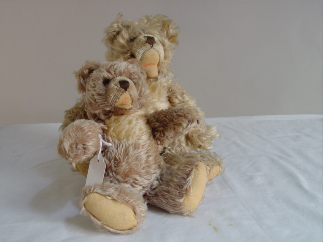 2 1950 Steiff Bears - Zotty