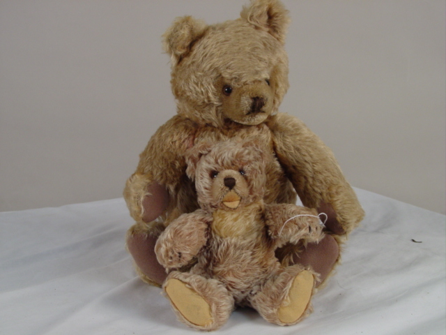 2 1950's Steiff Bears